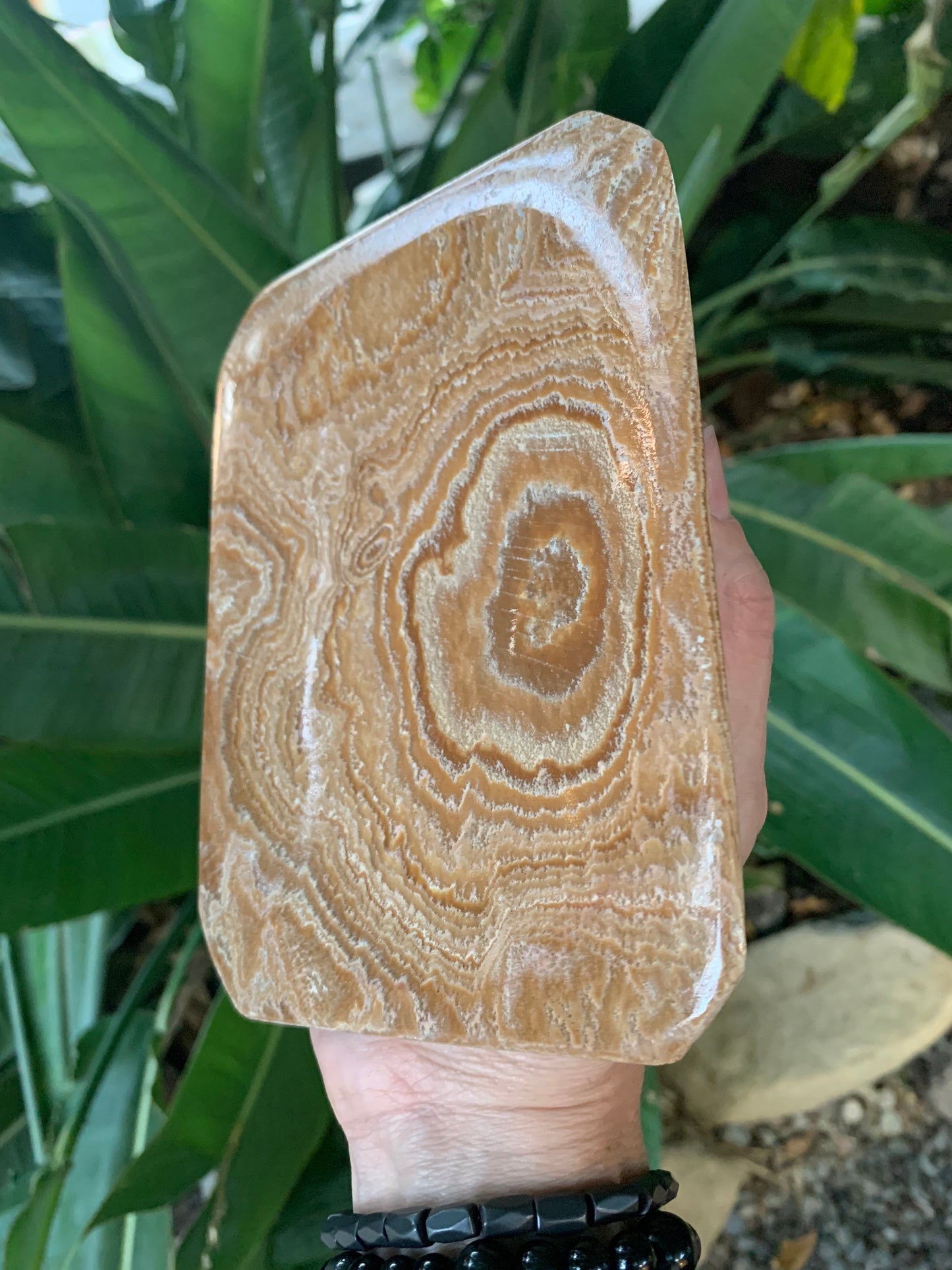 Aragonite Dish, Aragonite Plate, Father's Day Gift, Soap Dish, Jewelry Dish, Trinket Dish, Home Decor, Home Accessories, Crystal dish