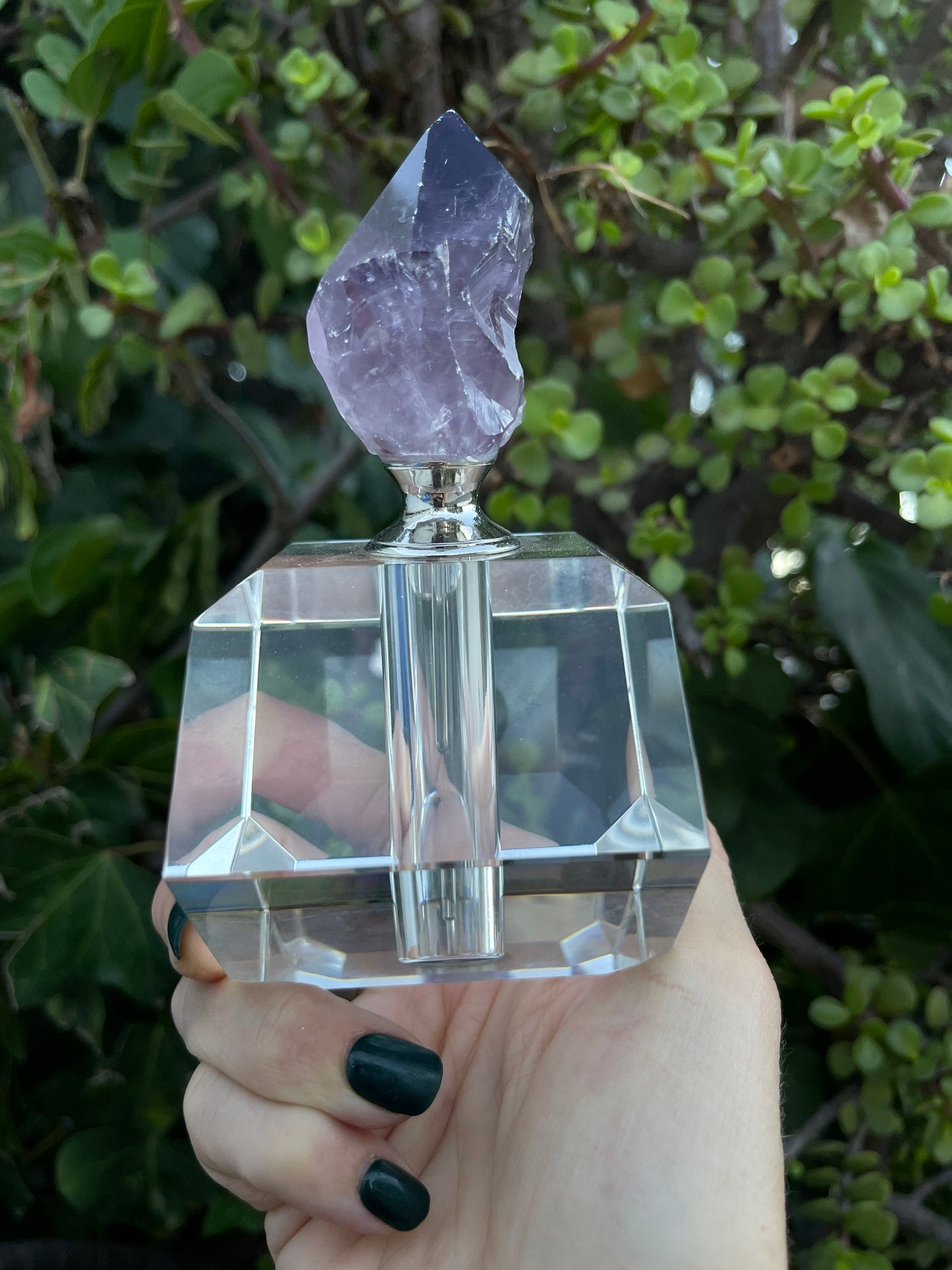 Amethyst Perfume Bottle, Amethyst Point Bottle Topper, Cut Glass Bottle, Decorative Bottles, Best Holiday gifts, Essential Oil Gift for her