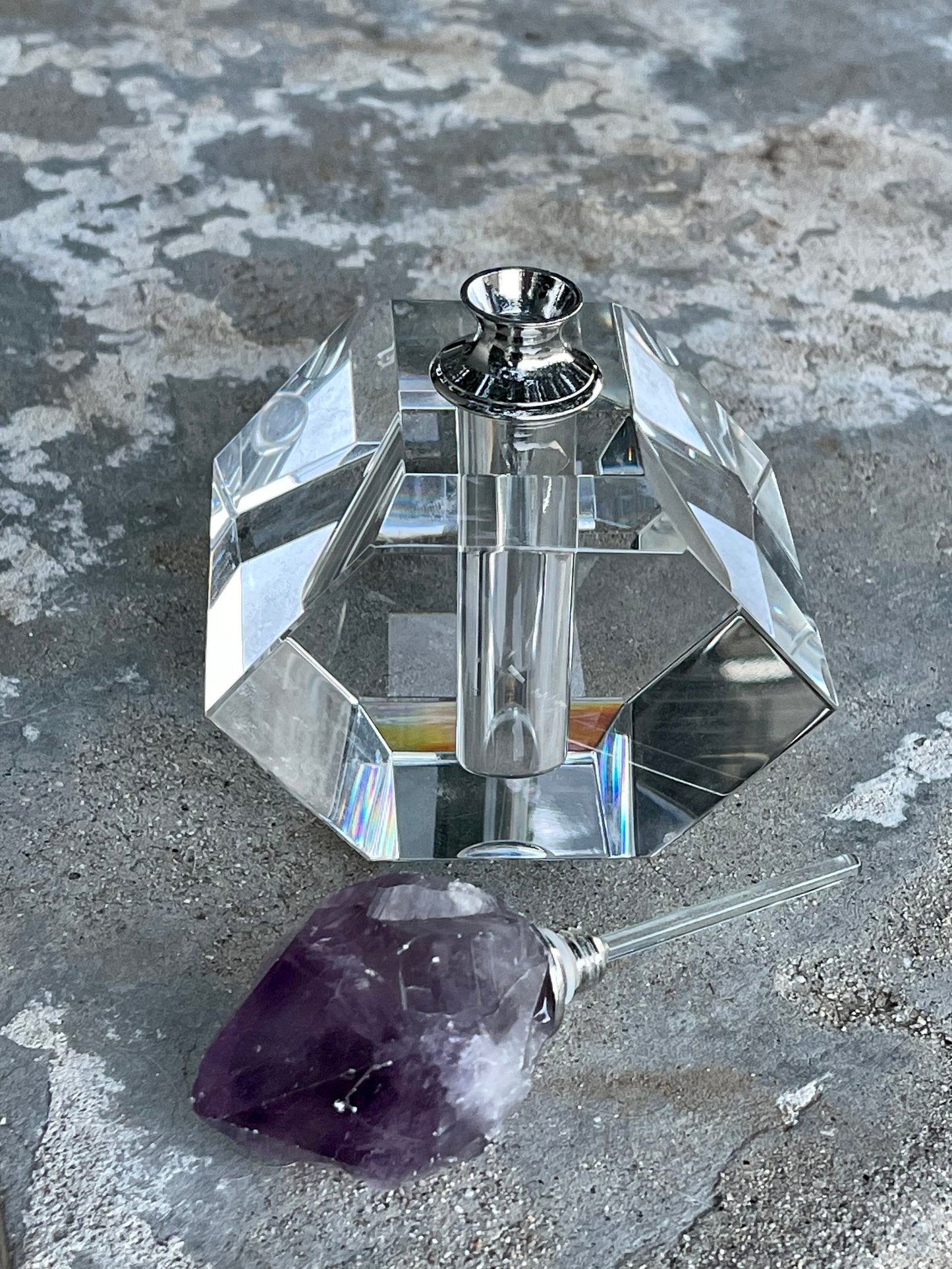 Amethyst Perfume Bottle, Amethyst Point Bottle Topper, Cut Glass Bottle, Decorative Bottles, Best Holiday gifts, Essential Oil Gift for her