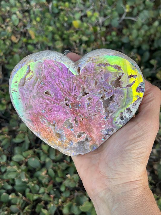 Aura Pink Amethyst Heart, Angel Aura Hearts, Aura Crystals, Crystal Accessories, Home Decor, Pink Crystals, Gifts for Heart lovers