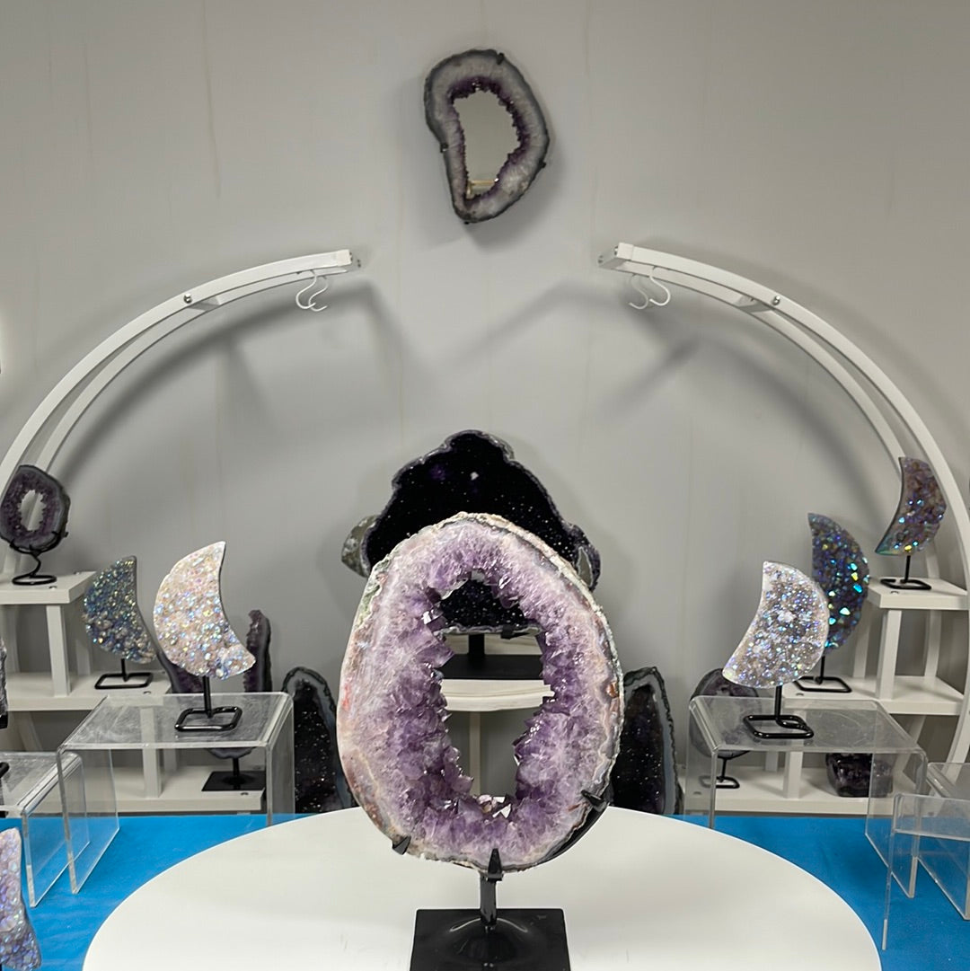 Large Amethyst Portal