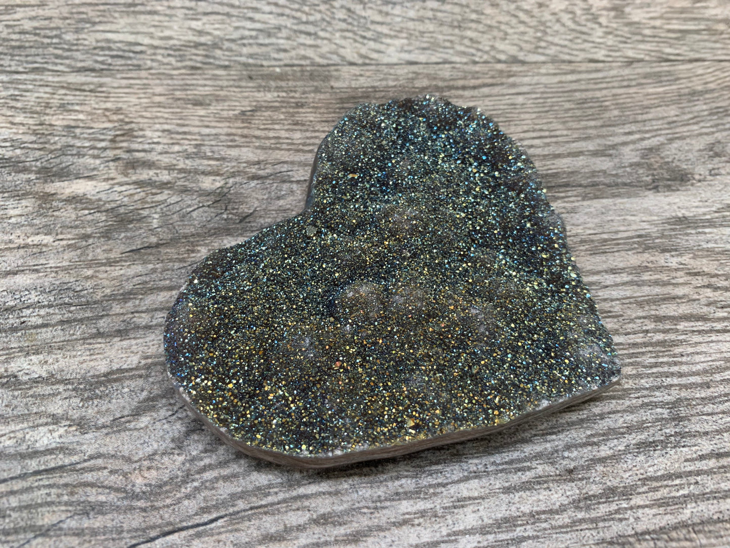 Titanium Aura Amethyst Heart, Rainbow Aura Quartz, Home Decor, Druzy Heart, Flame Aura, Home Accessories, Aura Crystals, Aura Quartz