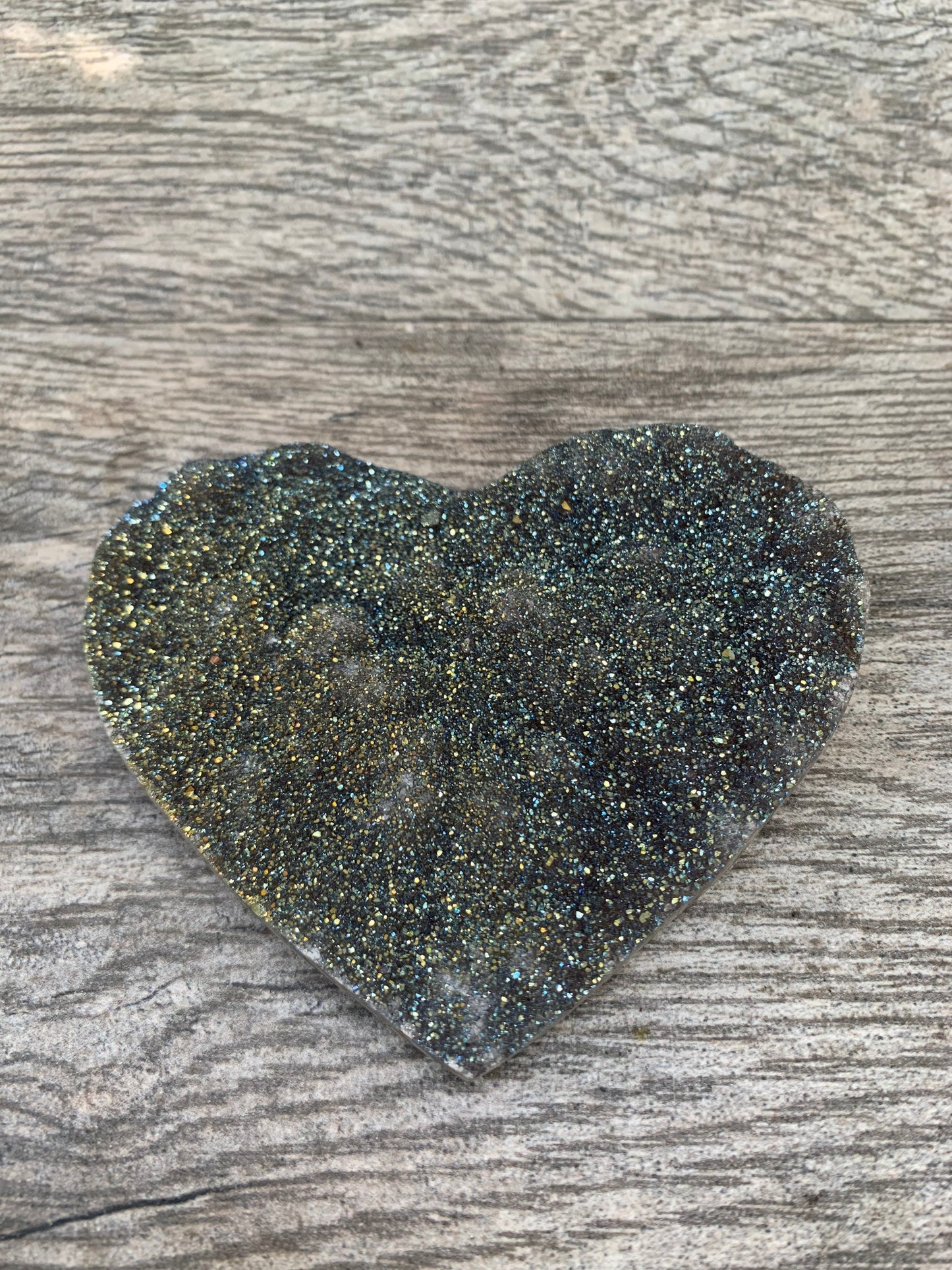Titanium Aura Amethyst Heart, Rainbow Aura Quartz, Home Decor, Druzy Heart, Flame Aura, Home Accessories, Aura Crystals, Aura Quartz