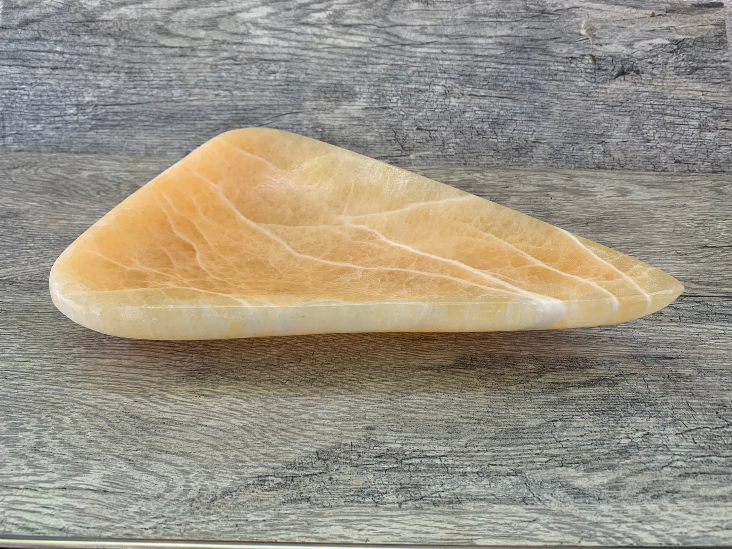 Large Calcite Bowl, Calcite Dish, Triangle Dish, Home Decor, Home Accessories, Reiki, Crystal Shop, Gems & Minerals