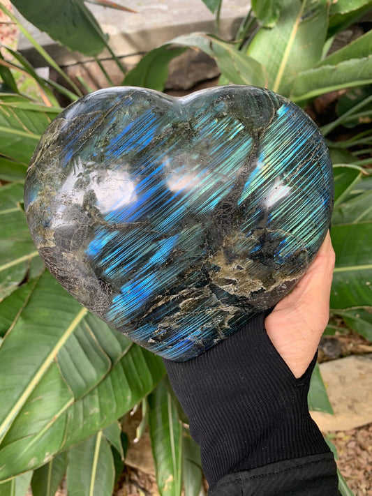 XL Labradorite Heart, Huge Labradorite Heart, Collector Piece, Crystal Hearts, Labradorite Carvings, Home Decor, Valentine’s Day