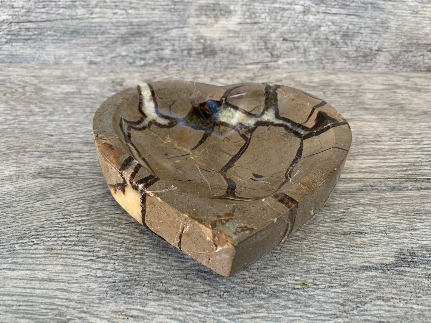 Large Septarian Bowl, Septarian Heart Dish, Septarian Bowl, Home Decor, Home Accessories, Reiki, Crystal Shop, Valentine's Day Gifts, Hearts