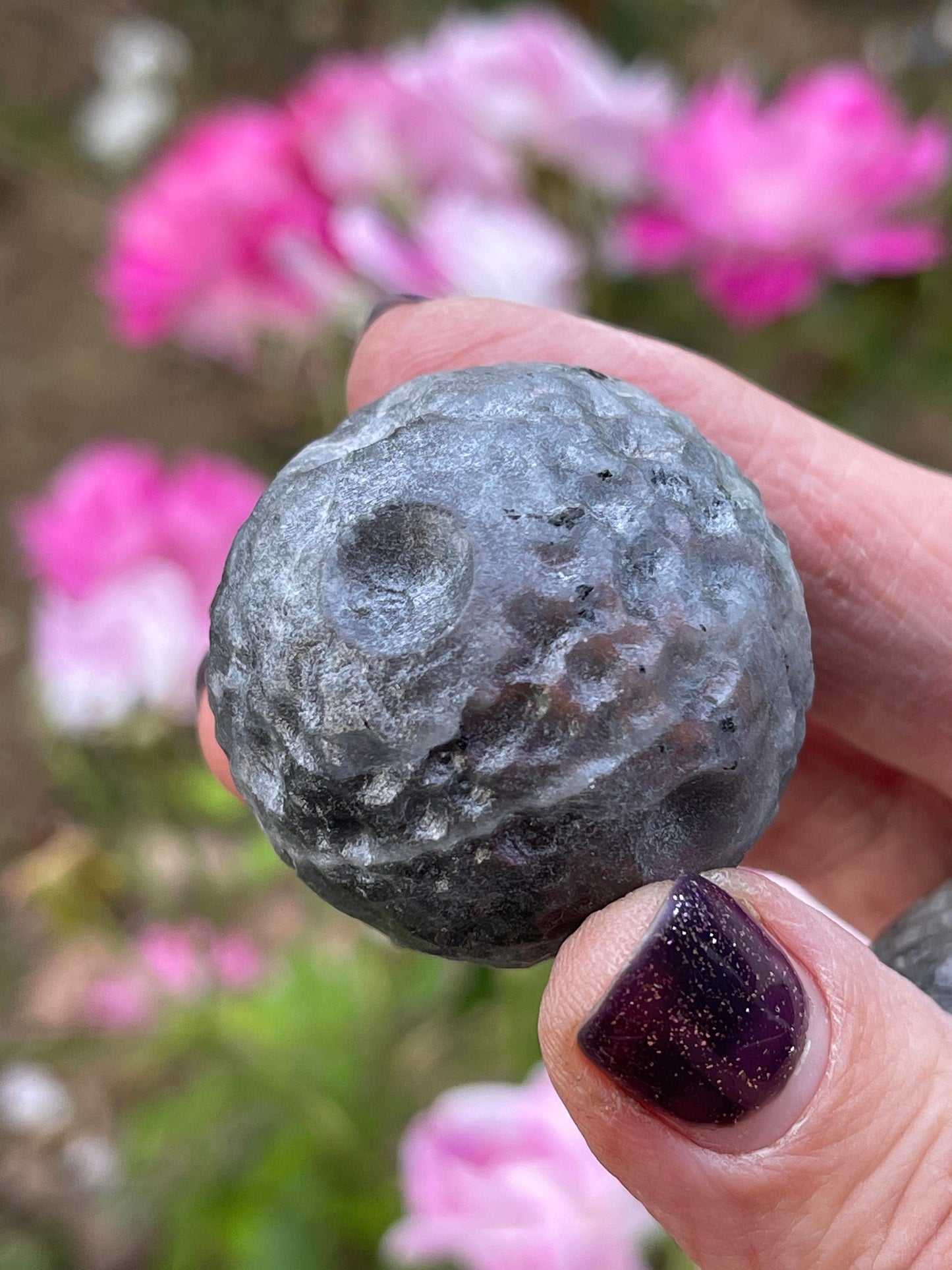 Purple Labradorite Moon, Full Moon Carving, Full Moon Ritual, Sunset Labradorite, Labradorite Carvings, Spectrolite, Reiki