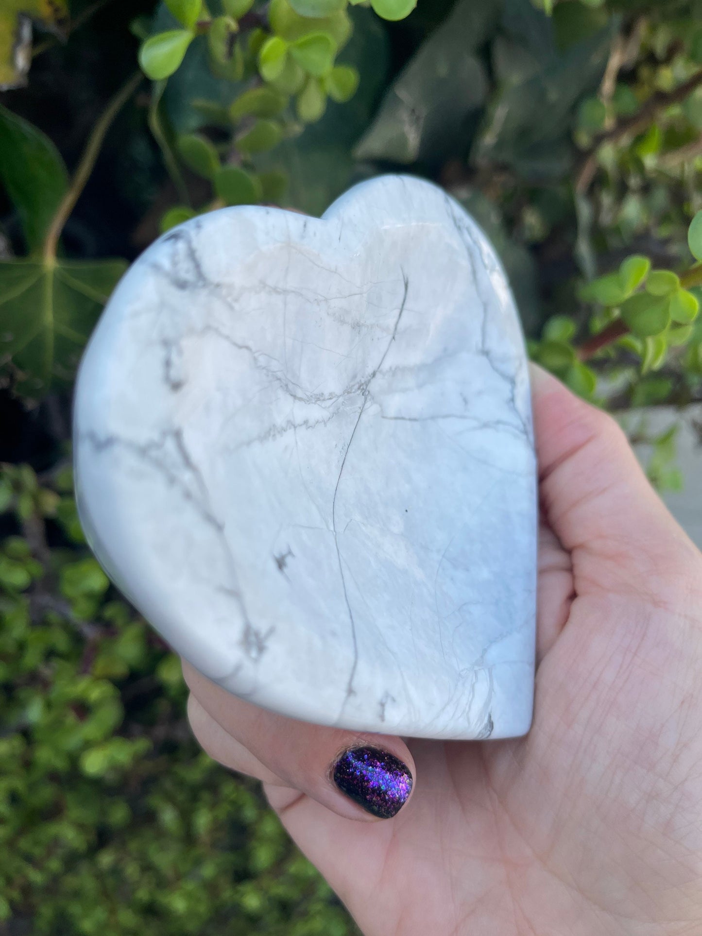 Howlite Heart Dish , Howlite Heart Bowl, Howlite Bowl, Home Decor, Crystal Bowl, Home Accessories, Reiki, Crystal Shop, Hearts
