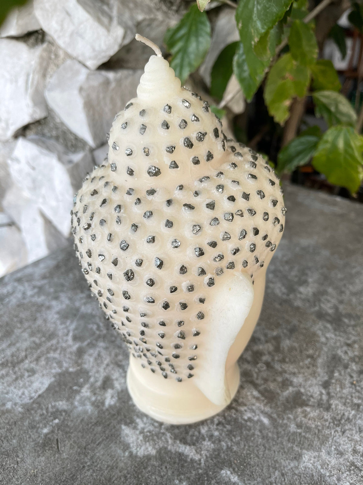 Pyrite Adorned Buddha Head Candle: Luxury Soy Wax Home Decor