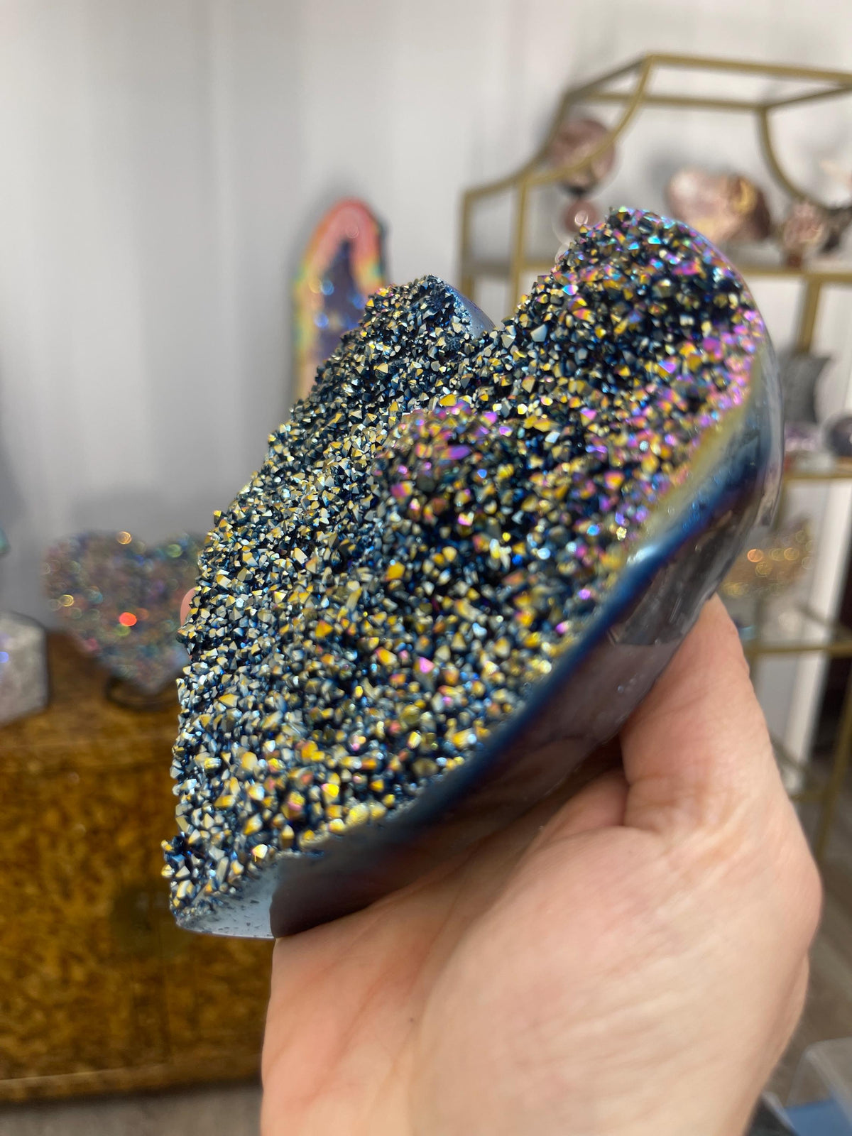 Titanium Aura Amethyst Heart: Rainbow Quartz Crystal Decor (5" x 5.25")