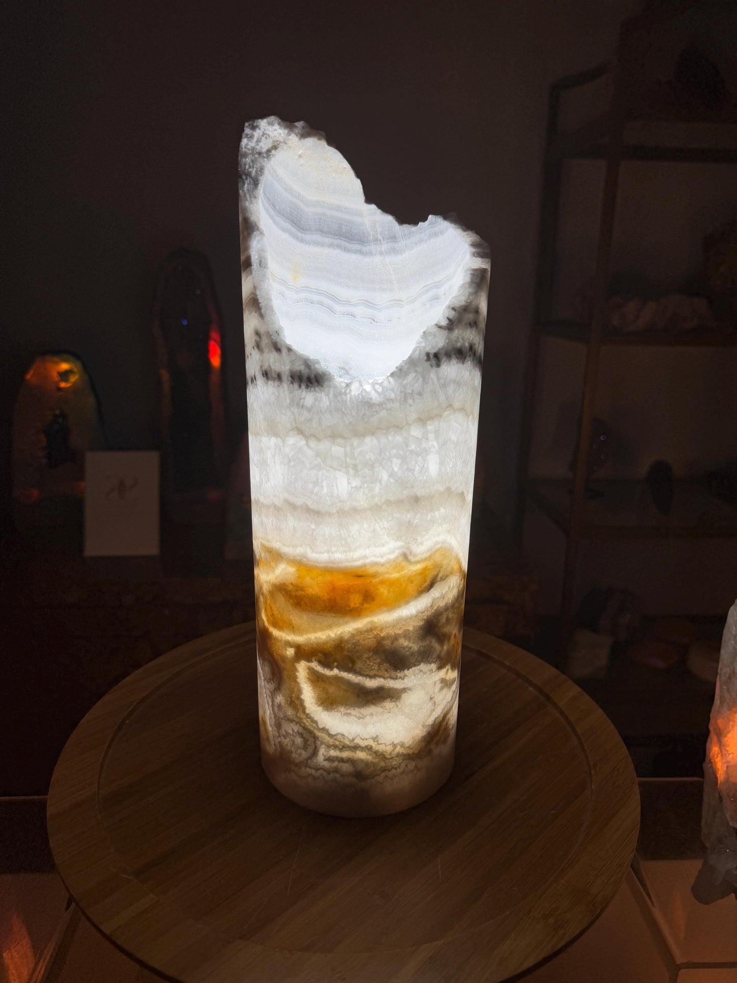 Luxury Onyx Column Lamp: Modern Crystal Decor, Natural Stone Light