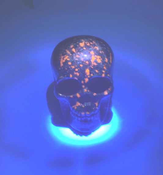 3" Yooperlite Skull: UV Reactive Skull, Glowing Crystal Decor, Halloween Crystals