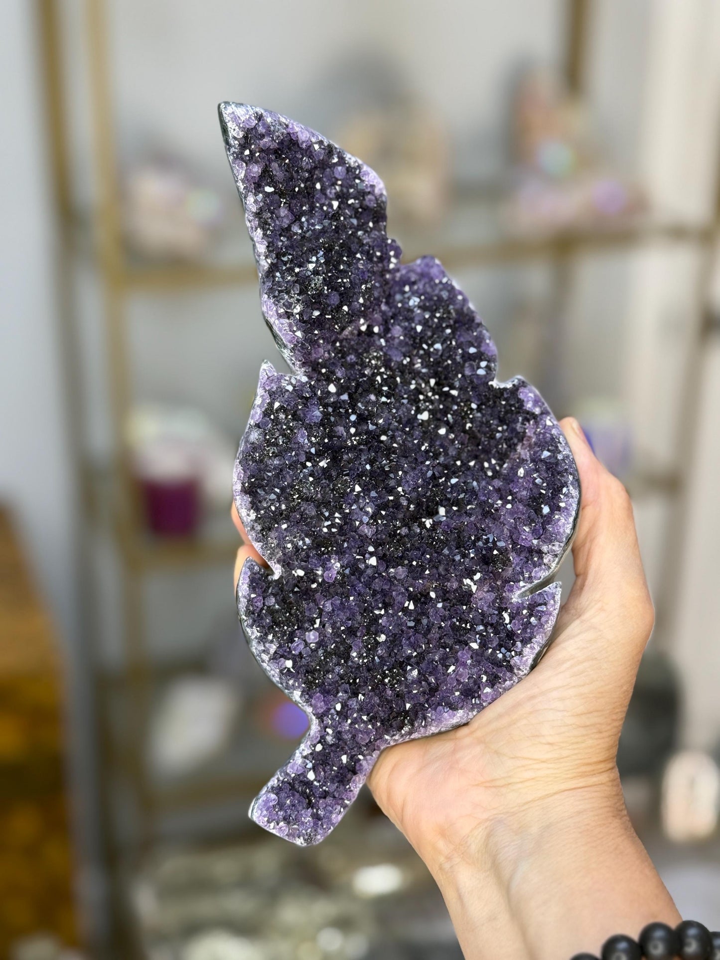 High Quality Amethyst Leaf on Stand,   Amethyst Statement Crystal, Luxury Amethyst Decor, Vrystal Home Decor