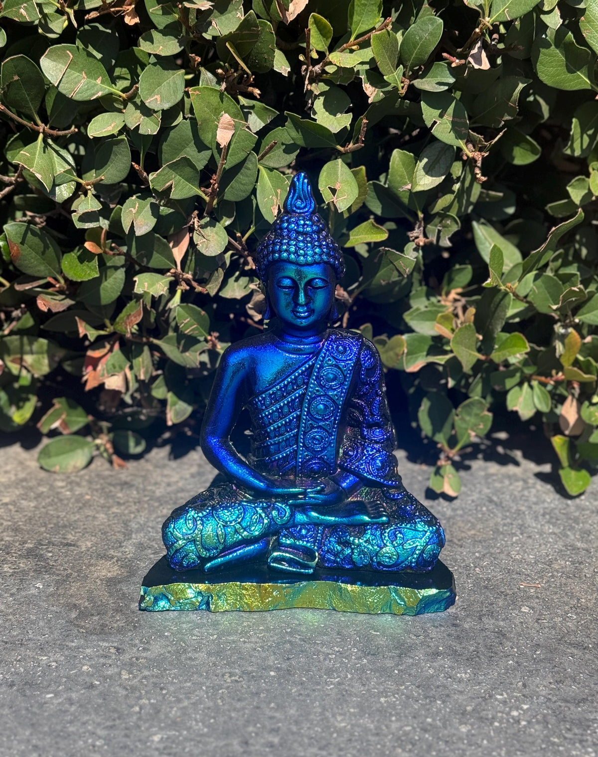 Aura Shungite Buddha Statue – EMF Protection, Luxury Crystal Decor