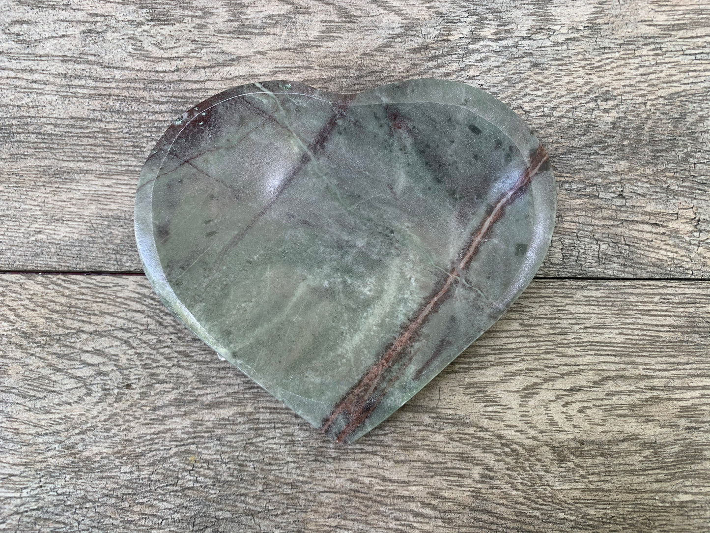 Green Onyx Heart Dish, Green Onyx Plate, Jewelry Dish, Trinket Dish, Home Decor, Home Accessories, Hearts, Crystals, Valentines Day Gifts