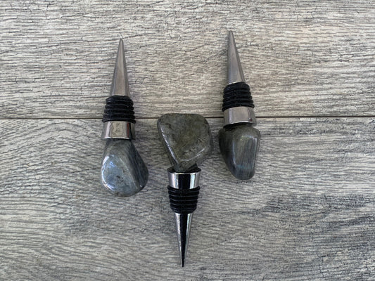 Labradorite Wine Stoppers, Labradorite Bottle Stopper, Barware, Home Accessories, Home Decor, Entertaining, Hostess Gift, Bar Accessories