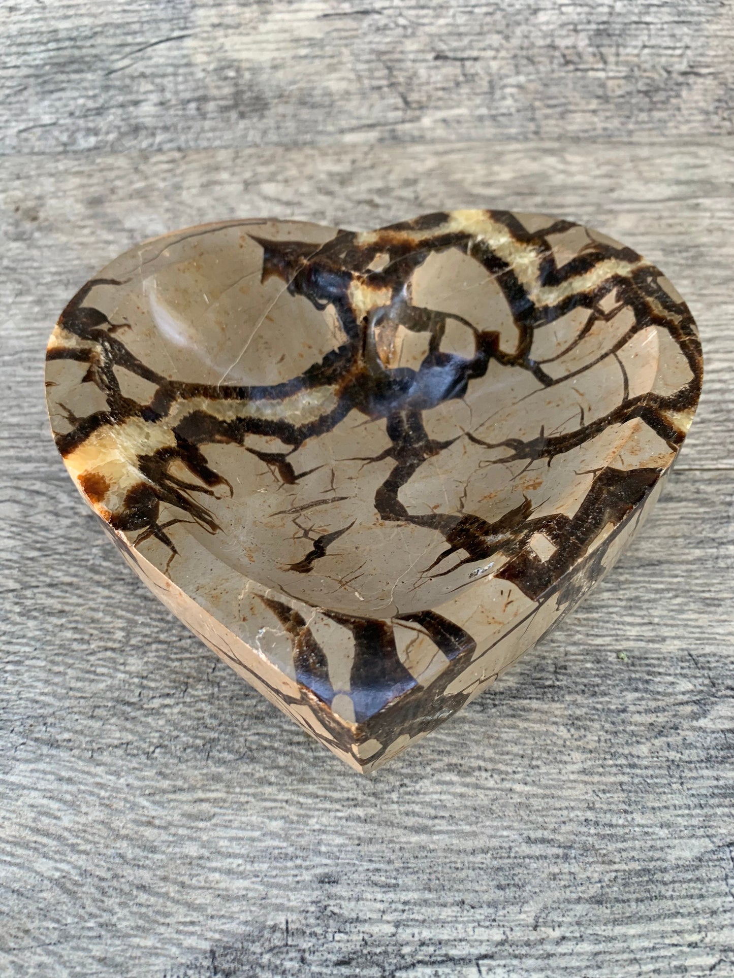 Heart Bowl,Hearts, Large Septarian Bowl, Septarian Heart Dish, Calcite Bowl, Home Decor, Home Accessories, Reiki, Crystal Shop